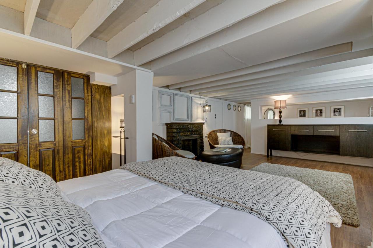 Le Petit Manoir Spa Et Vue Sur Riviere St Maurice Grandes Piles Bagian luar foto